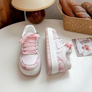 Girls white Snearker